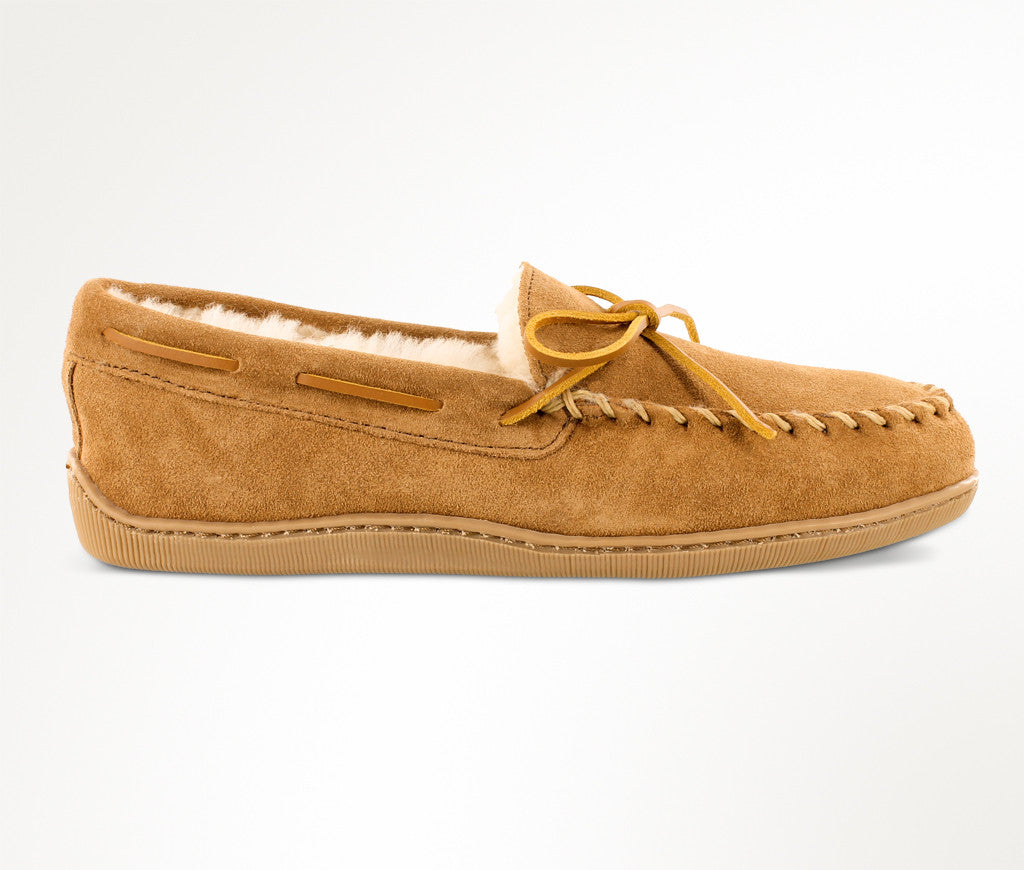 Men's Minnetonka Sheepskin Hardsole Moccasin Slipper #3741X (Extra