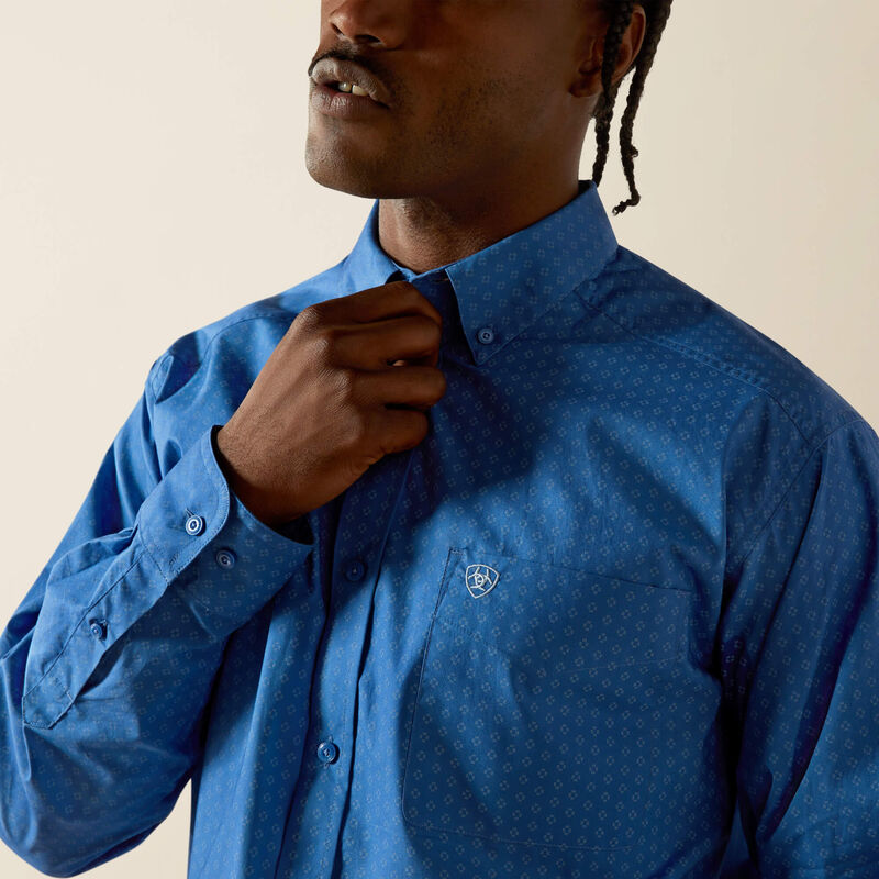 Men's Ariat Stratford Classic Fit Button Down Shirt #10062238