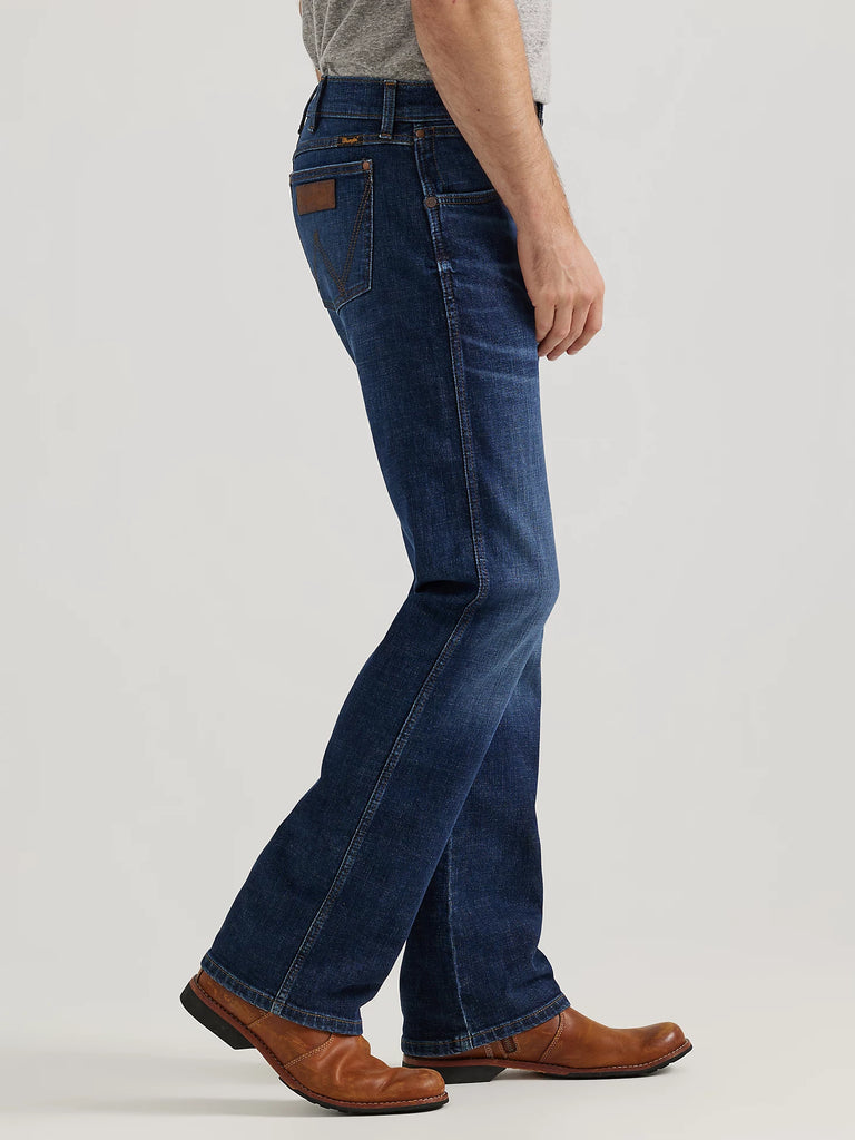 Men's Wrangler Retro Premium Slim Straight Jean #112336621