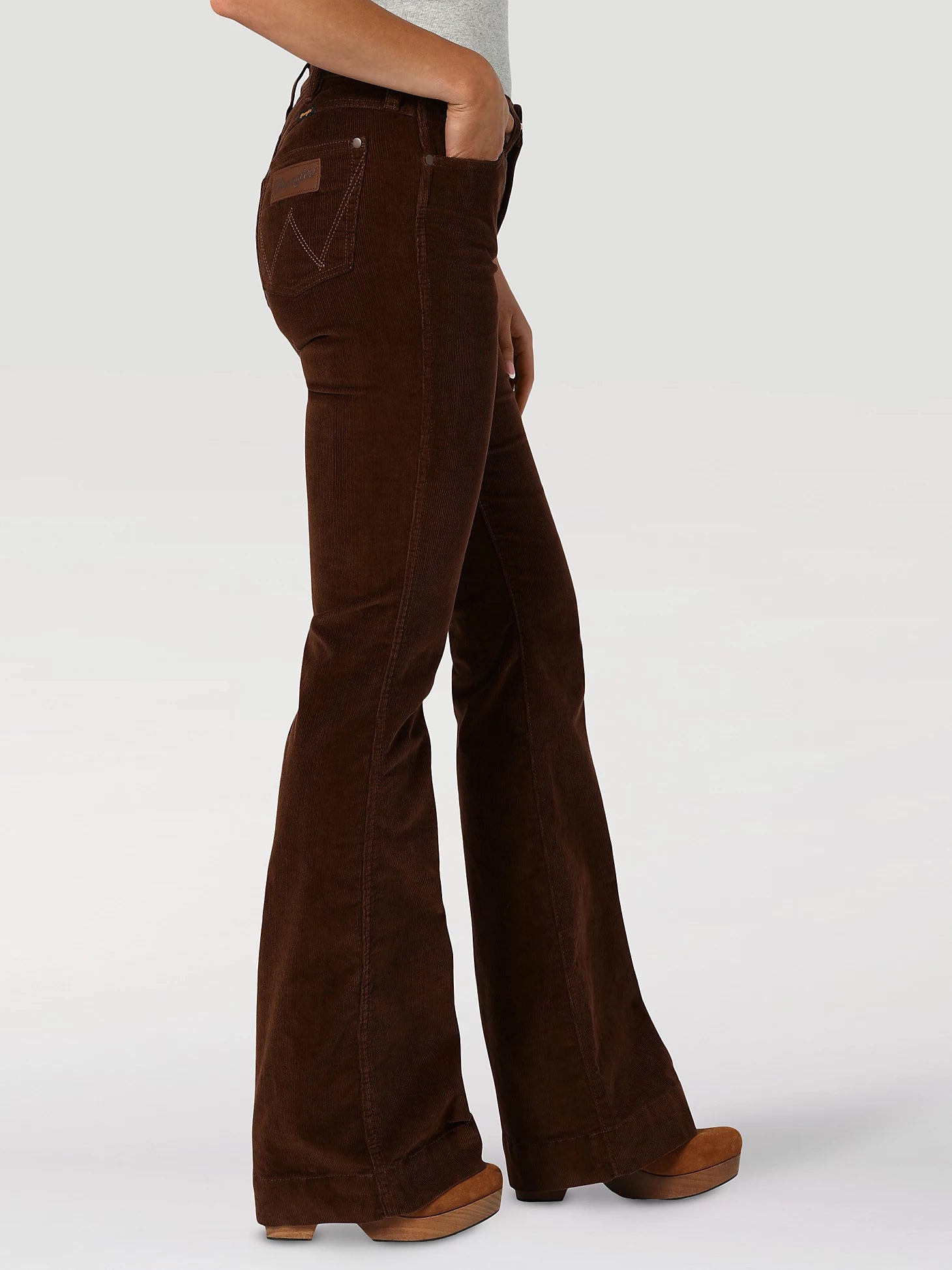 Women's Wrangler Retro High Rise Corduroy Trouser Jean