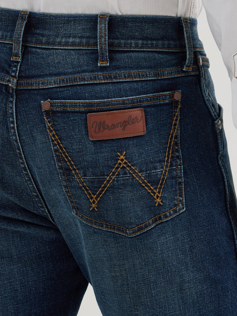 Men's Wrangler Retro Slim Fit Bootcut Jean #112365301