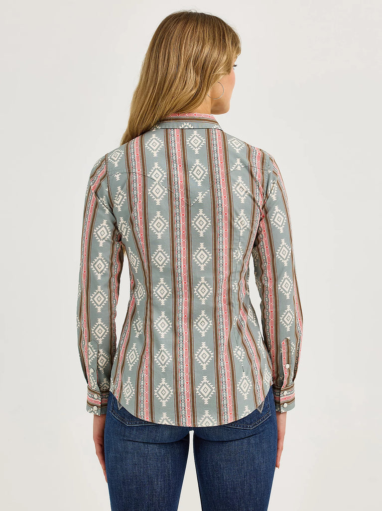 Women's Wrangler Retro Snap Front Shirt #112367279