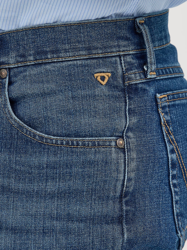 Men's Wrangler Cody Johnson 20X Advanced Comfort 02 Competition Regular Fit Jean #112369164