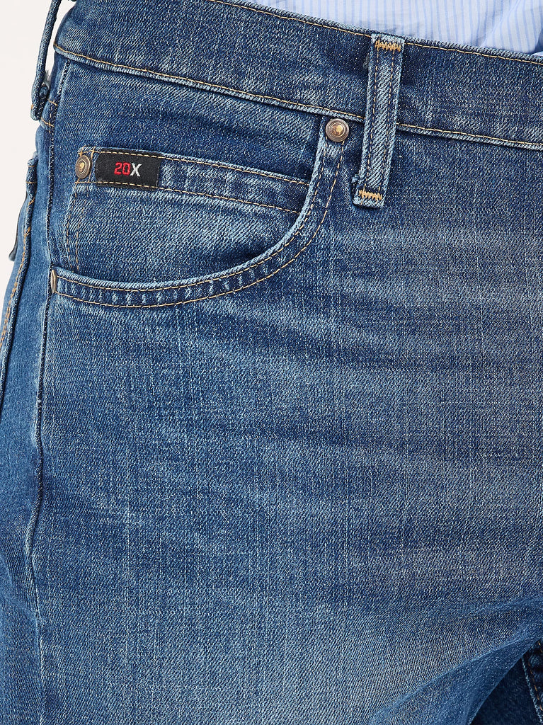 Men's Wrangler Cody Johnson 20X Advanced Comfort 02 Competition Regular Fit Jean #112369164