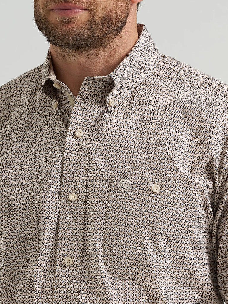Men's Wrangler George Strait Button Down Shirt #112369590
