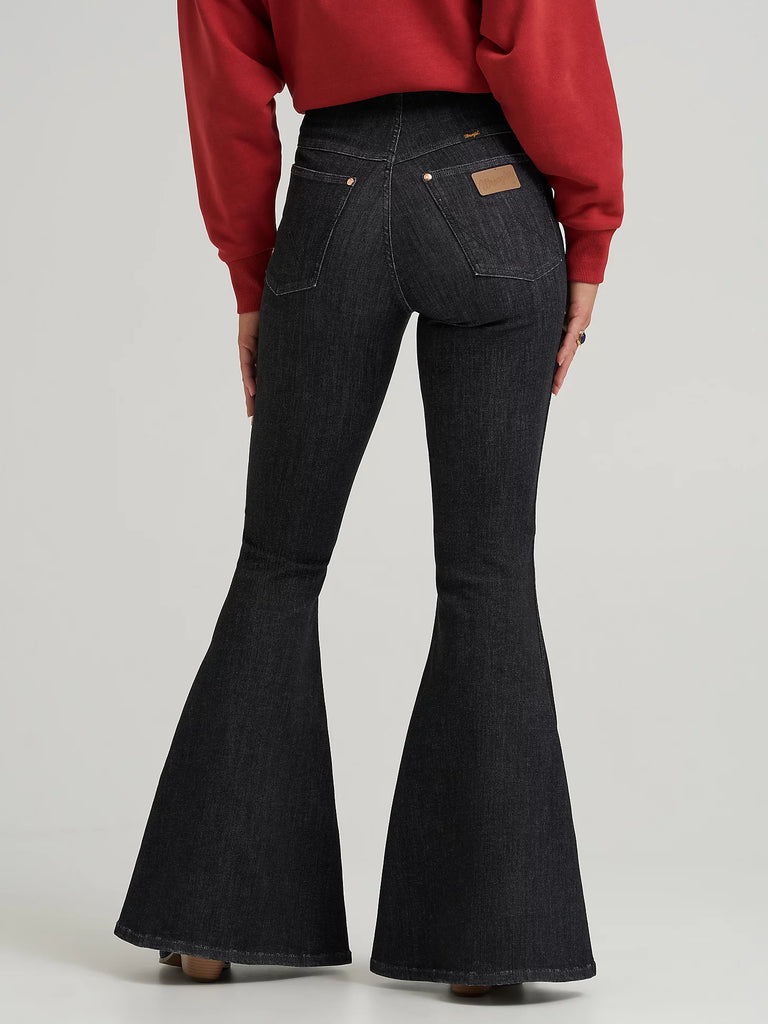 Women's Wrangler X Lainey Wilson Pull On Bell Bottom Jean #112370416