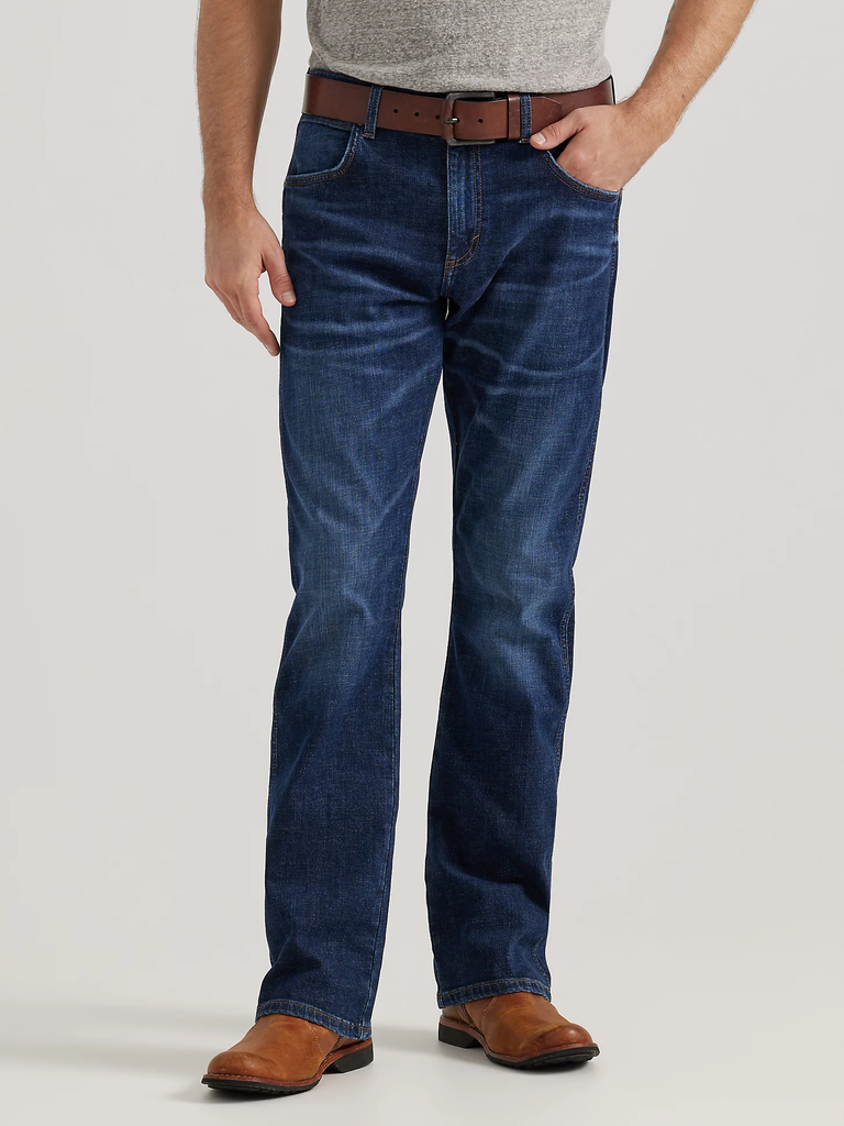 Men's Wrangler Retro Premium Slim Straight Jean #112336621