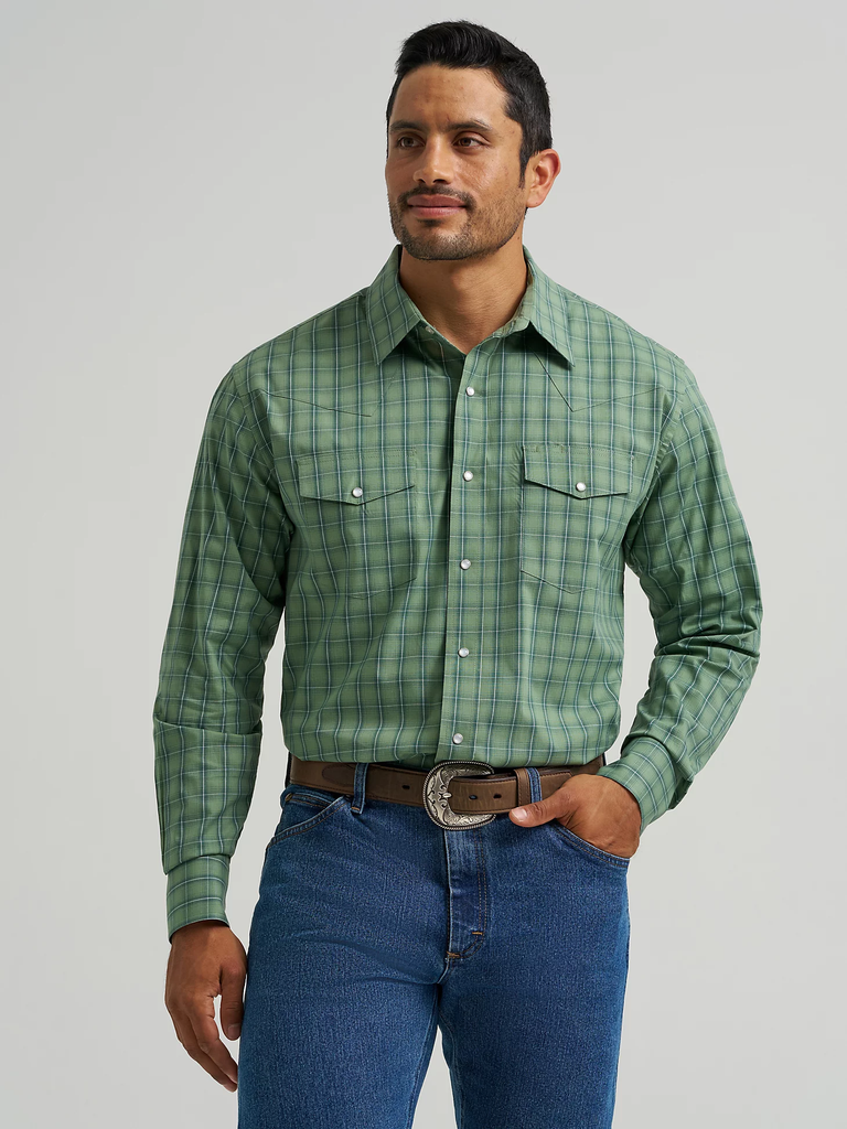 Men's Wrangler Wrinkle Resist Snap Front Shirt #112367712