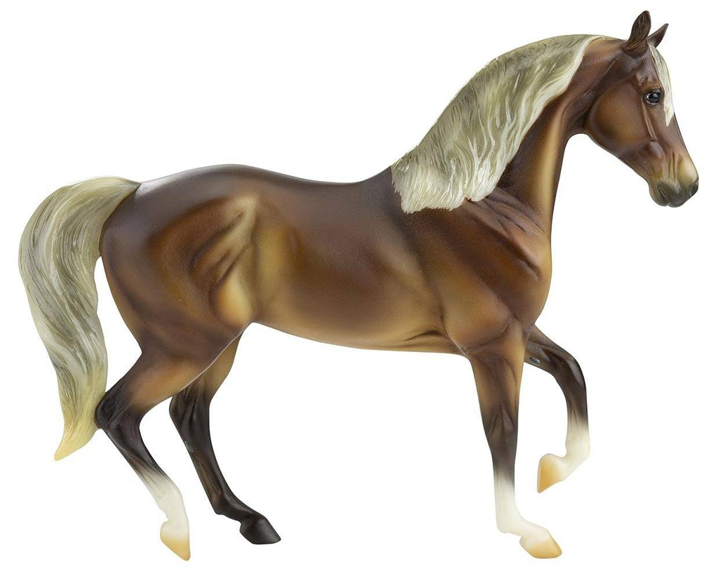 Breyer Silver Bay Morab Figurine #958