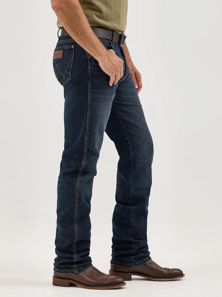 Men's Wrangler Retro Slim Fit Straight Leg Jean #112367881