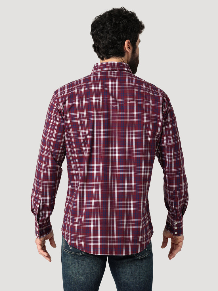 Men's Wrangler Wrinkle Resist Relaxed Fit Snap Front Shirt #112318652
