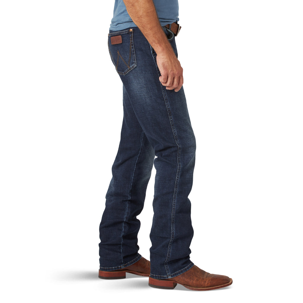 Men's Wrangler Retro Premium Slim Straight Jean #88MWZDR