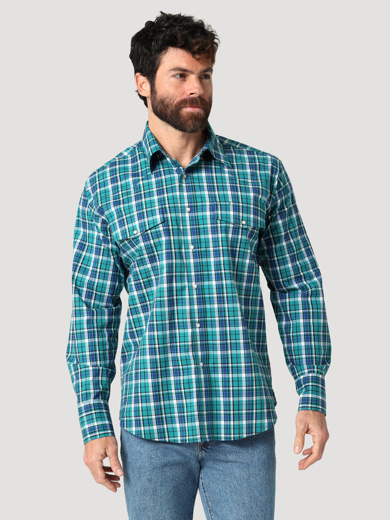 Men's Wrangler Wrinkle Resist Relaxed Fit Snap Front Shirt #112318654