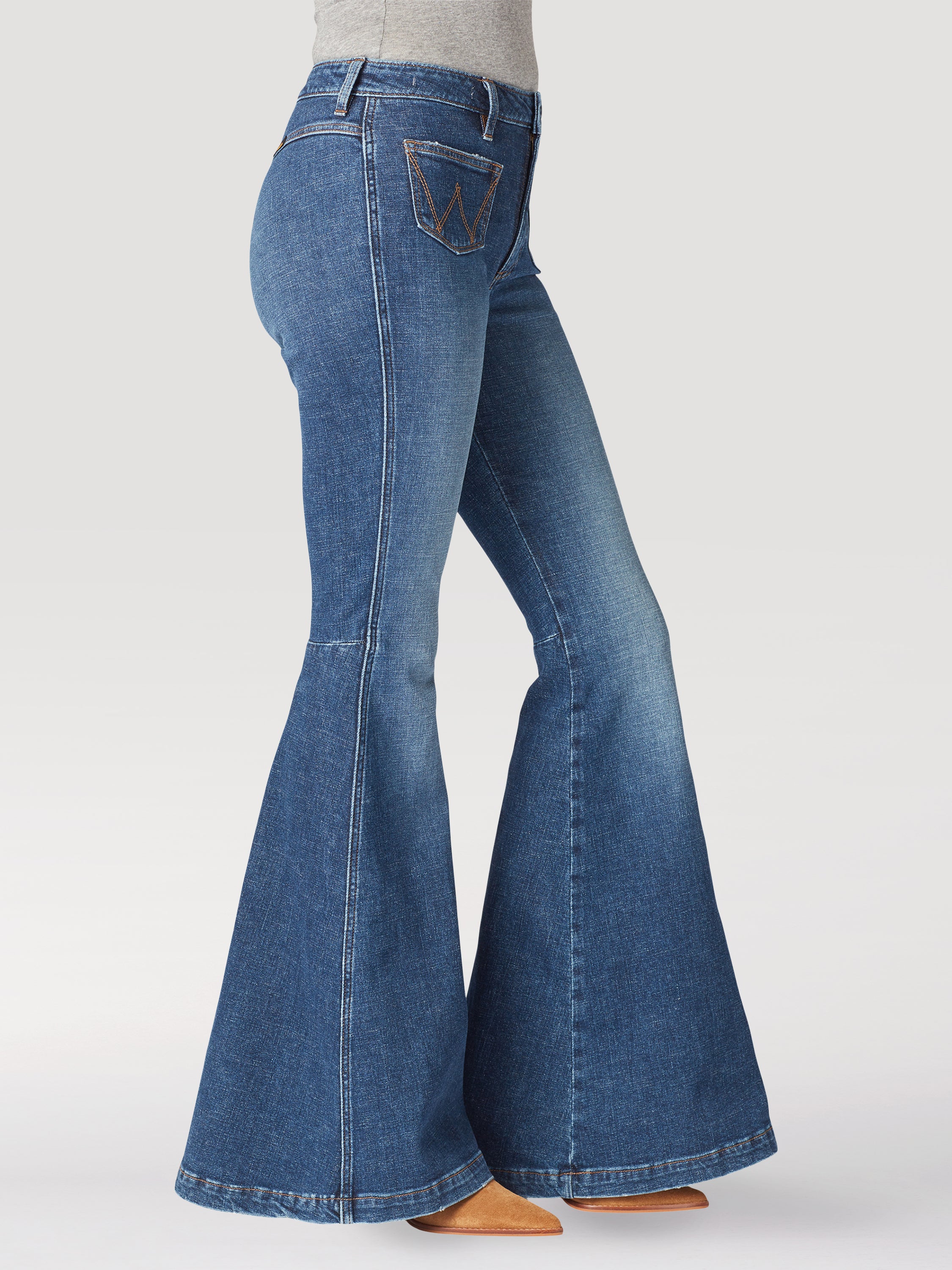 Women's Wrangler High Rise Flare Jean #112321422-C | High